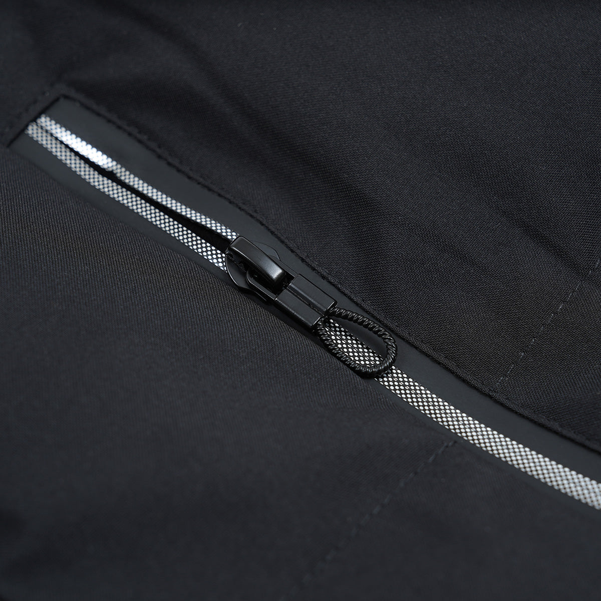 Opvarmet vest Ekskl. powerbank | Unisex | Sort | Model St. Anton