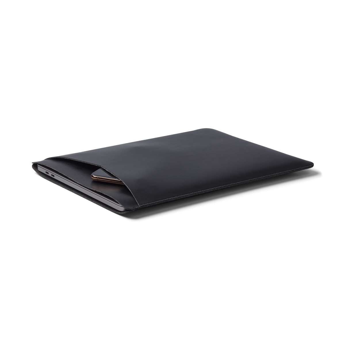 Black Ultra-Slim - Vegan Leather Sleeve - Incl. Strap