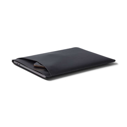 Black Ultra-Slim - Vegan Leather Sleeve - Incl. Strap